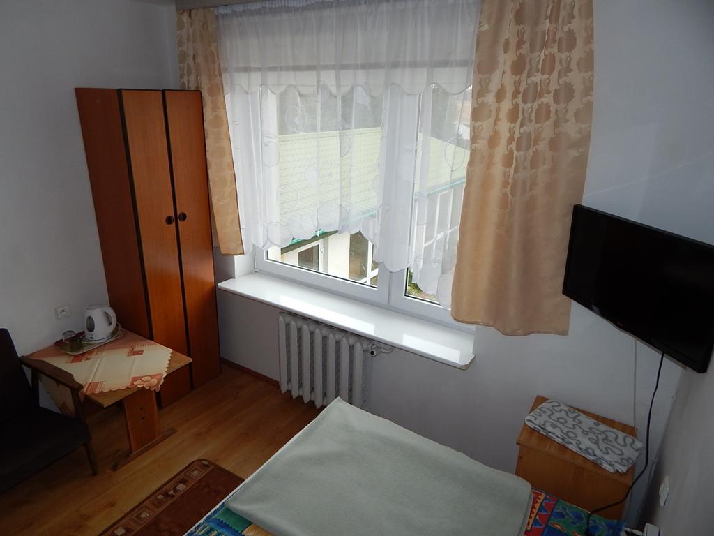 Apartament I Pokoje Aura Dom Wczasowy Darłówko Habitación foto